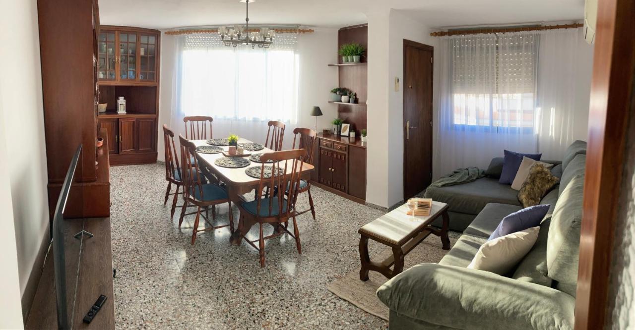Apartamento Tres Soles Solo Familias غانديا المظهر الخارجي الصورة