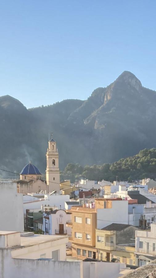 Apartamento Tres Soles Solo Familias غانديا المظهر الخارجي الصورة